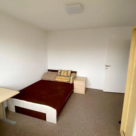 Apartament Ira *
